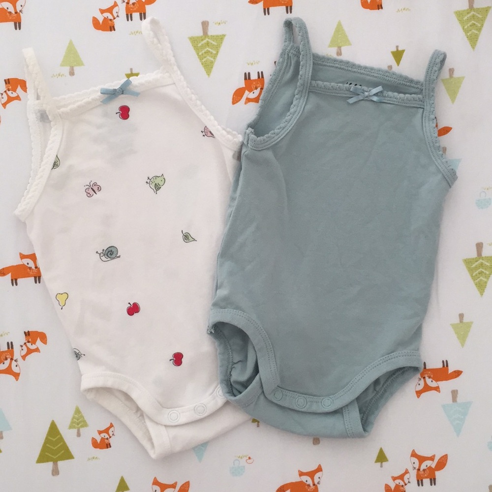 🚫SOLD🚫H&M baby onesies 100% organic cotton x 2!